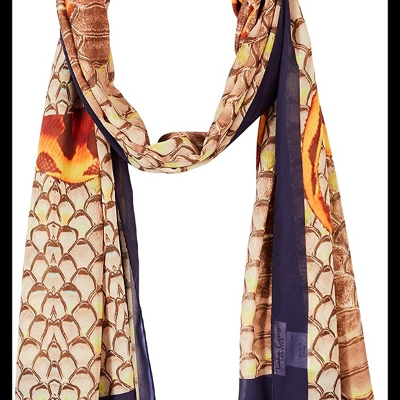 SNAKES!!!! LAKE COMO SCARVES - Python Printed, Large LightweightHand finished - Picture 5 of 12